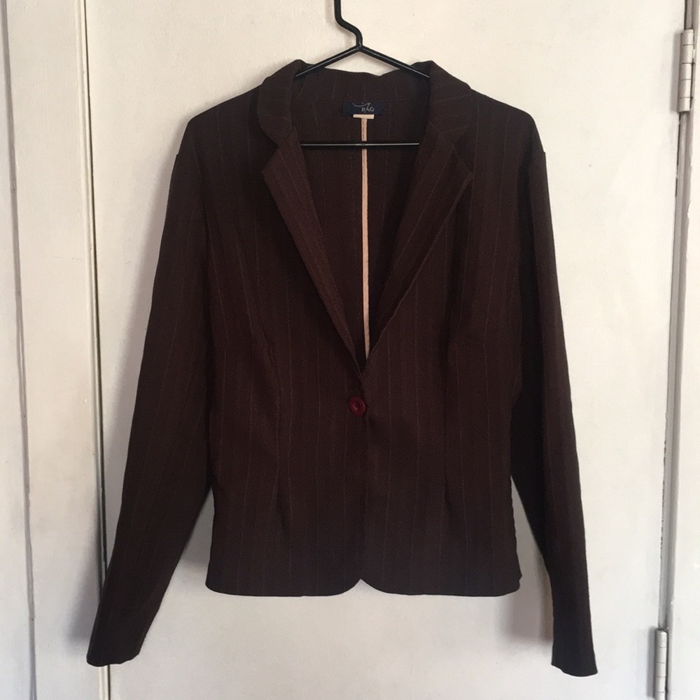 Brown/pink striped stretch blazer/jacket.